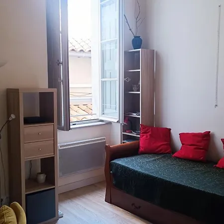 Apartment Im T2 Ds Particulier Proche Palais Des Papes Avignon