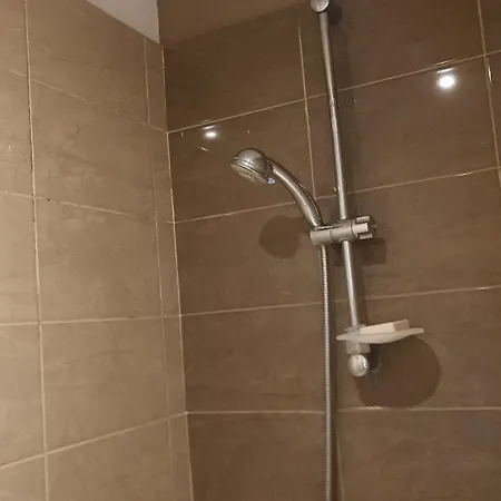 Apartment Im T2 Ds Particulier Proche Palais Des Papes Avignon