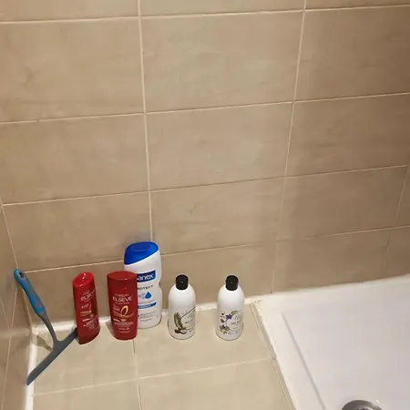 Apartment Im T2 Ds Particulier Proche Palais Des Papes